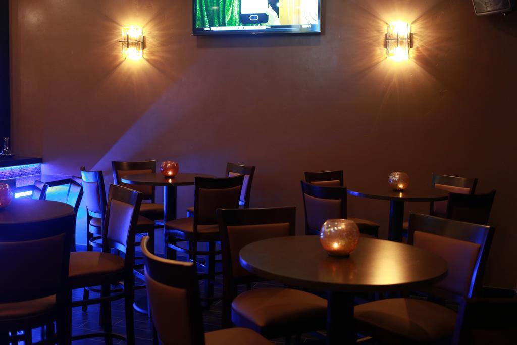Travelers Inn 만테카 외부 사진